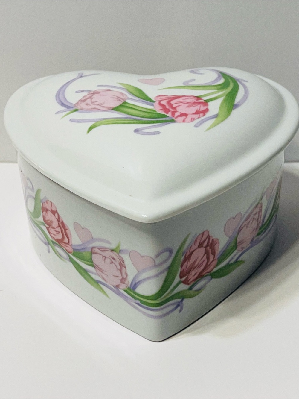 Heart-Shaped Floral Porcelain Trinket Box - Pink Tulip Design